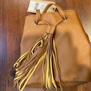Crossover tassel purse